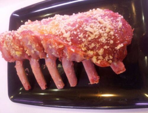 Costillar de cerdo relleno de manzana reineta y pasas de corinto